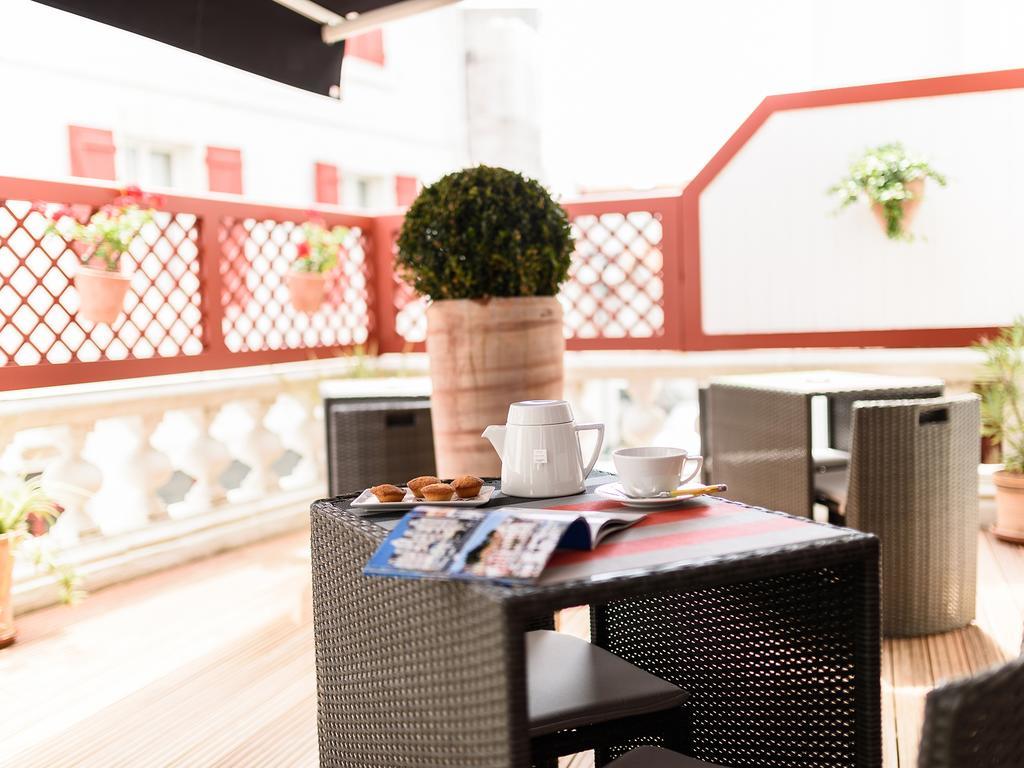 Hotel Les Almadies - Coeur De Ville Saint-Jean-de-Luz Esterno foto